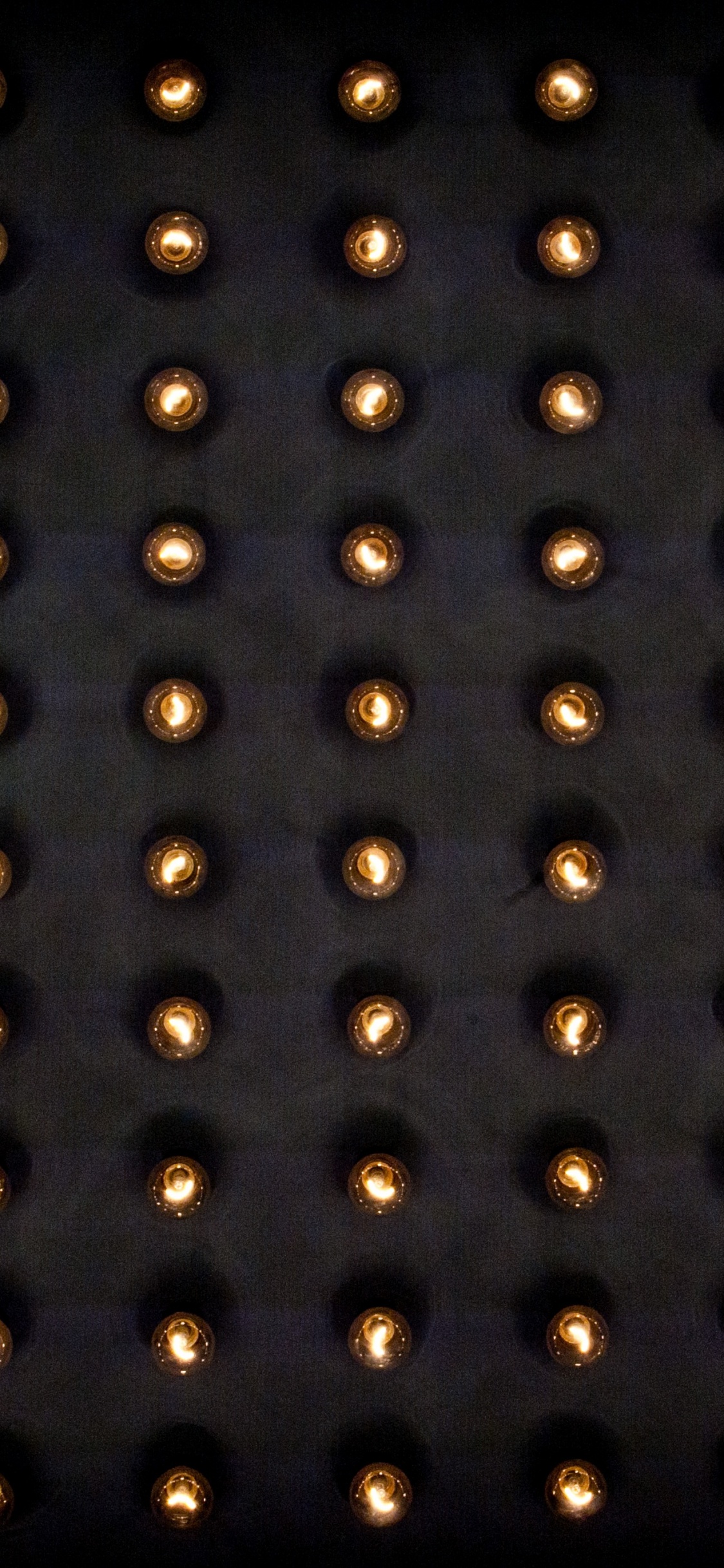 Textile à Pois Bleu et Blanc. Wallpaper in 1125x2436 Resolution