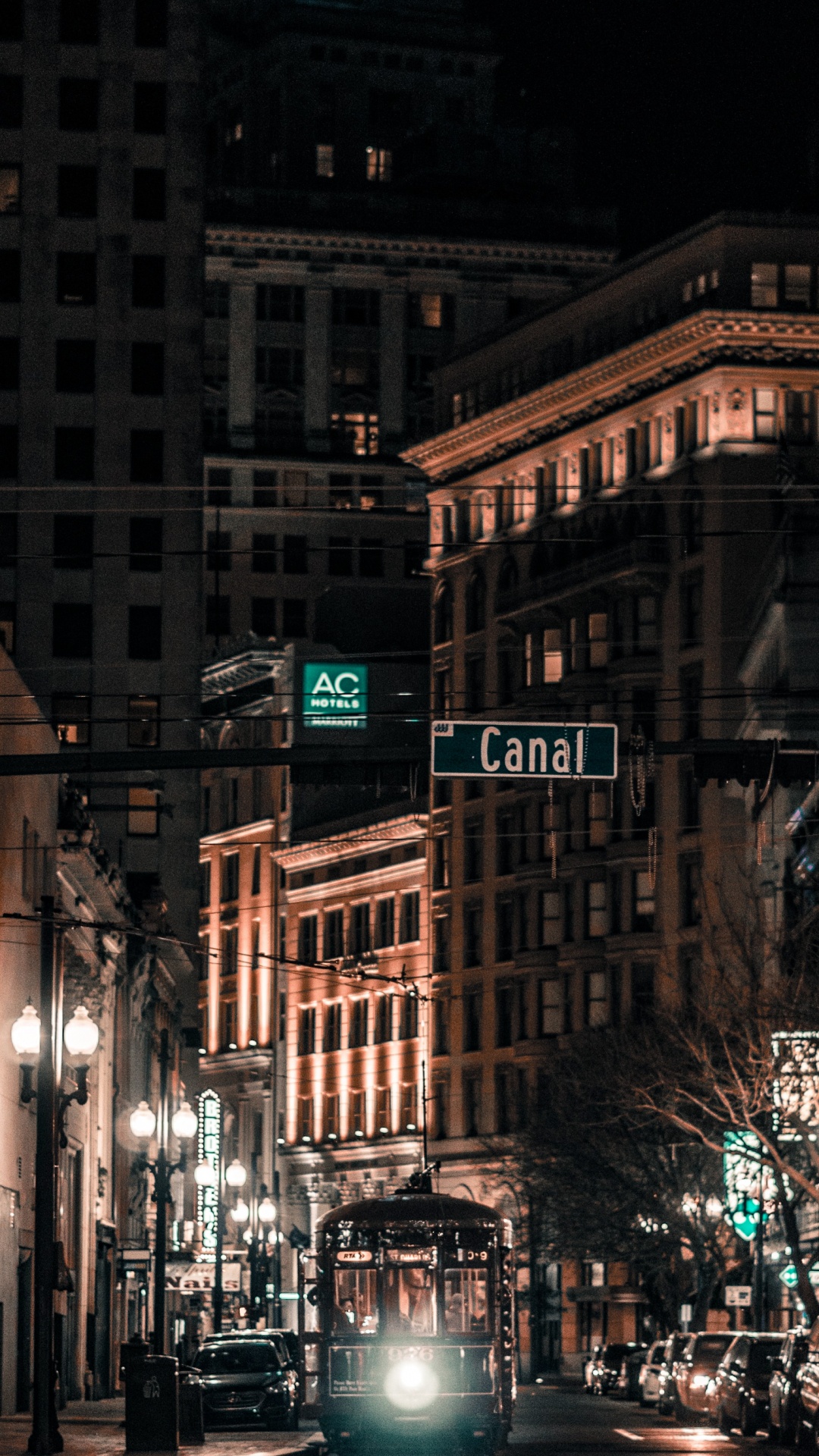 New Orleans, Gebäude, Fenster, Licht, Street Light. Wallpaper in 1080x1920 Resolution