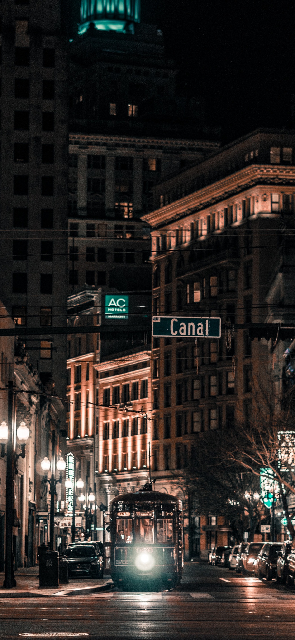 New Orleans, Gebäude, Fenster, Licht, Street Light. Wallpaper in 1242x2688 Resolution