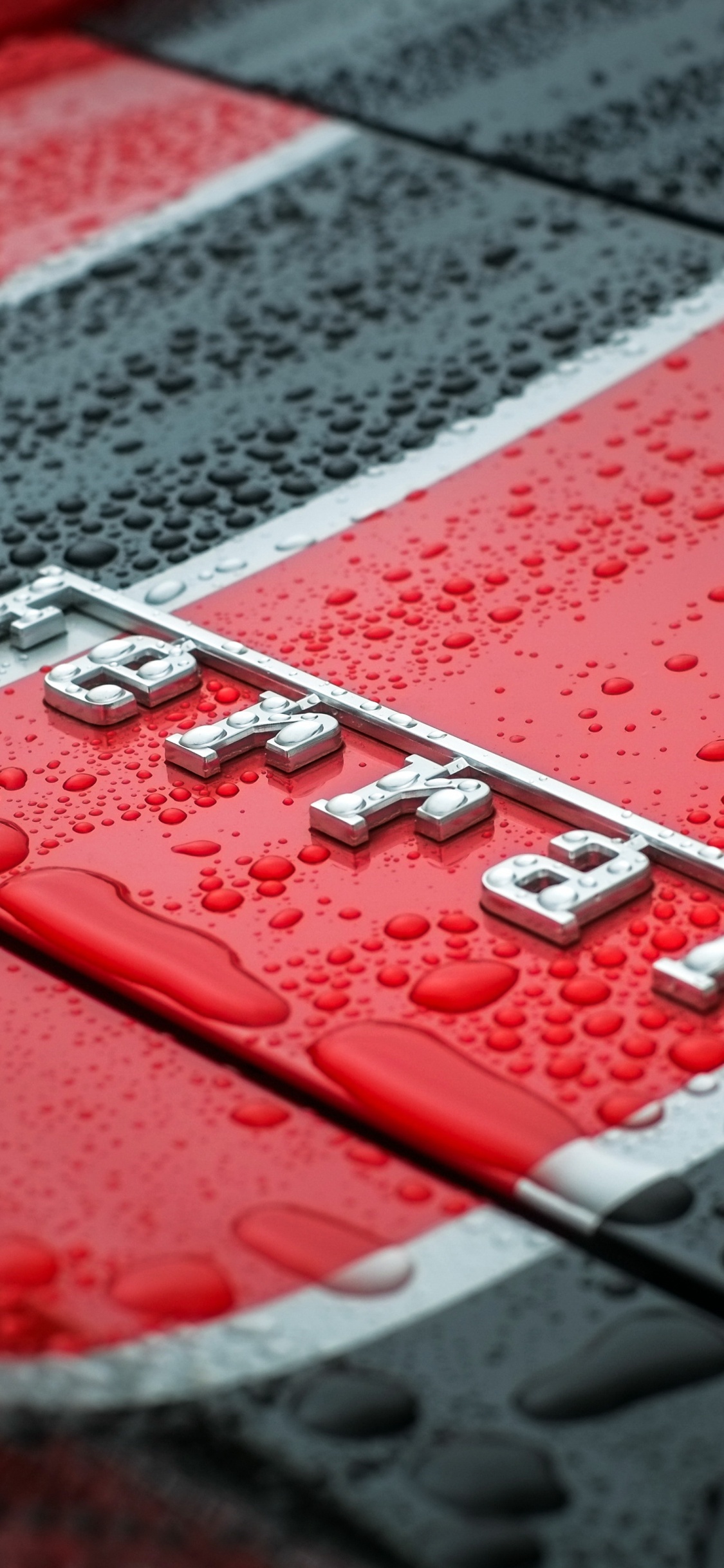 Red and White Printer Paper. Wallpaper in 1125x2436 Resolution