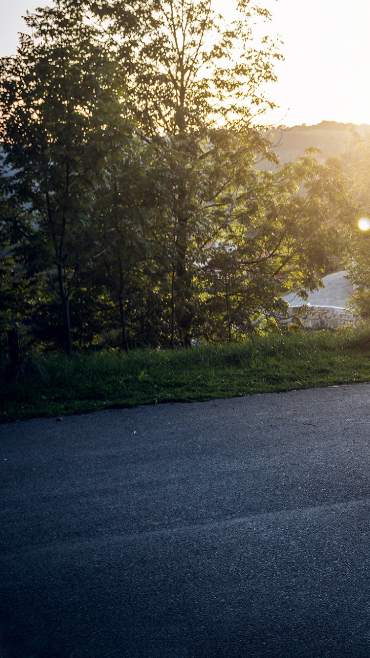 White Bmw m 3 on Road During Daytime. Wallpaper in 750x1334 Resolution