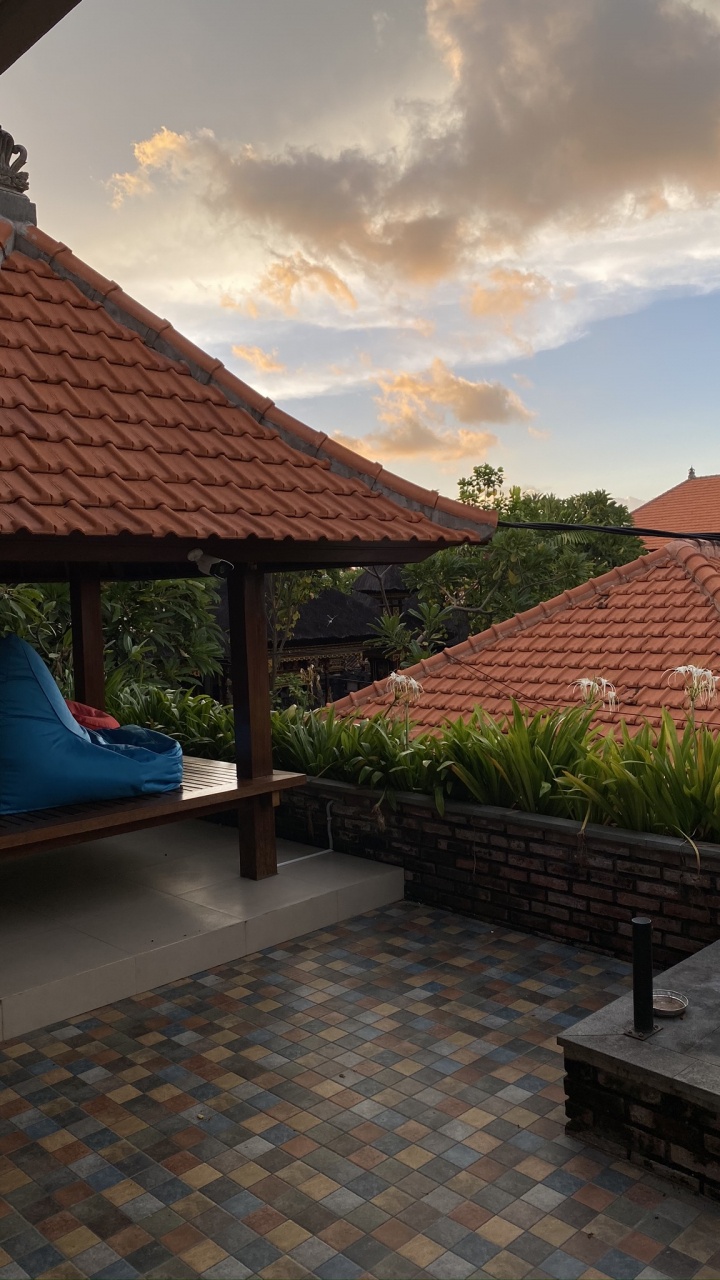 Bali, Roof, Real Estate, Shade, Brick. Wallpaper in 720x1280 Resolution