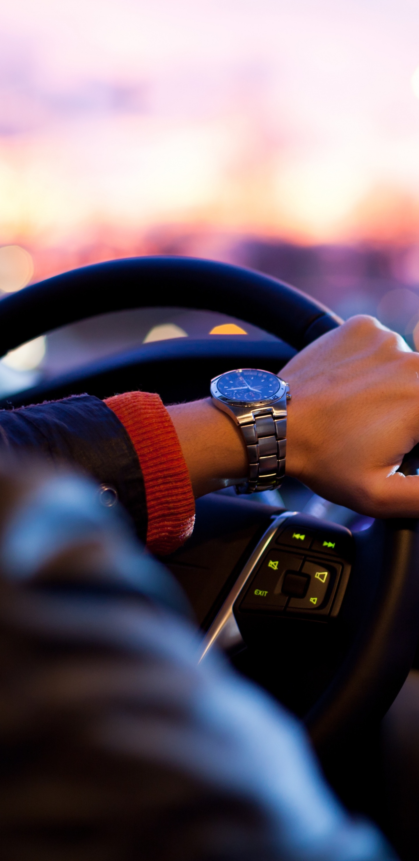 Person Driving Car During Daytime. Wallpaper in 1440x2960 Resolution