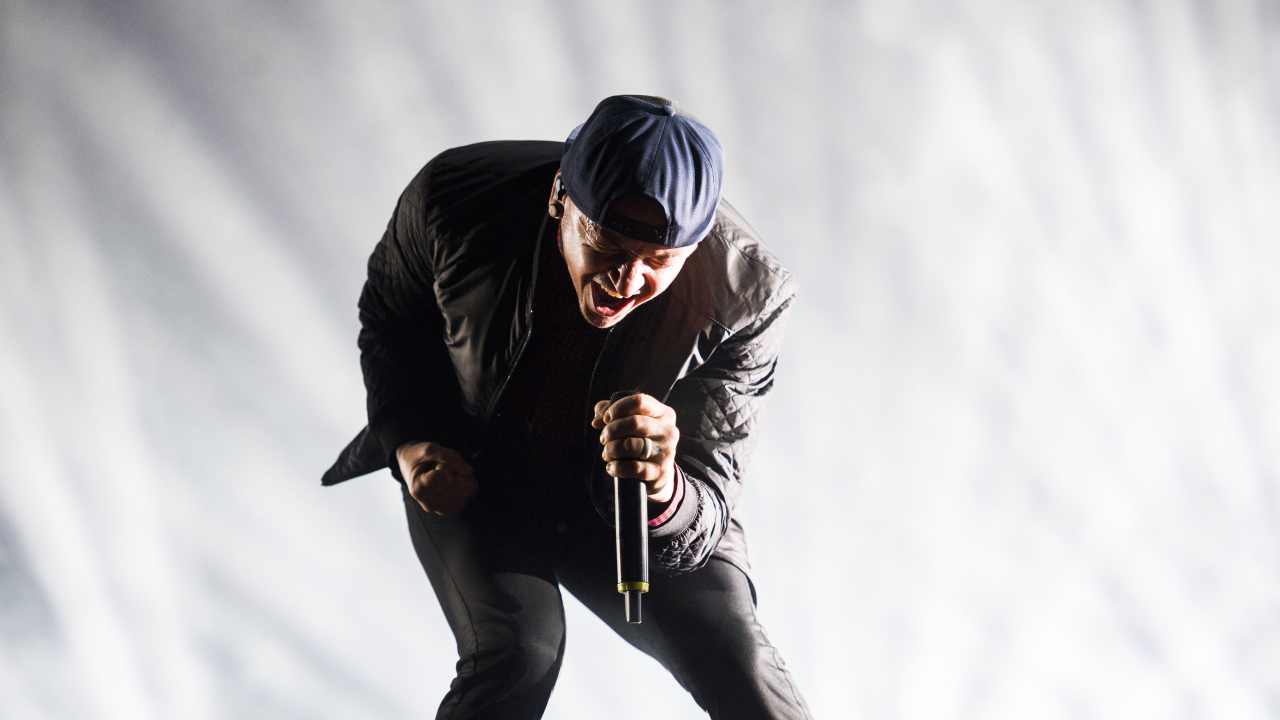 Linkin Park, Musik, Leistung, Spaß, Mikrofon. Wallpaper in 2560x1440 Resolution