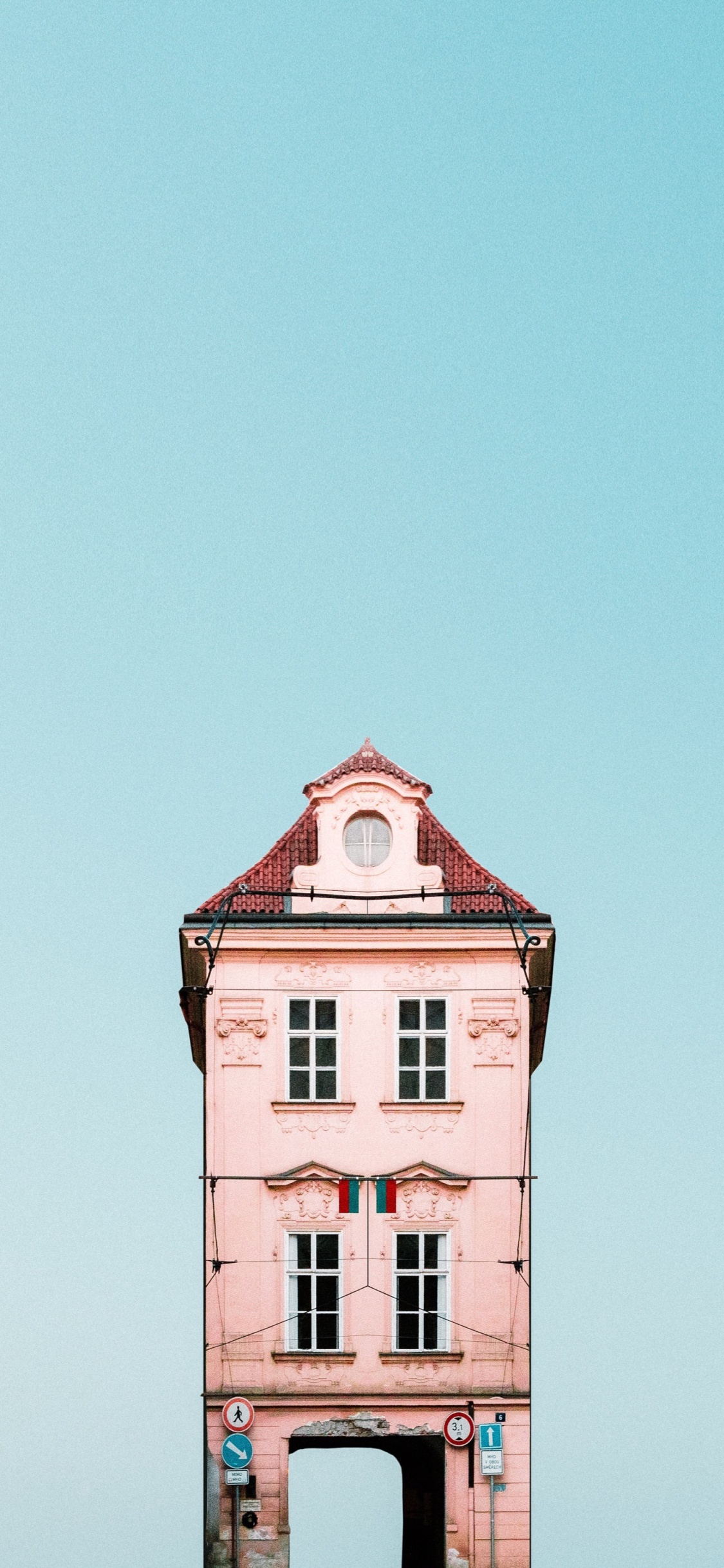 64 Gb, Window, Tower, Building, Rectangle. Wallpaper in 1125x2436 Resolution