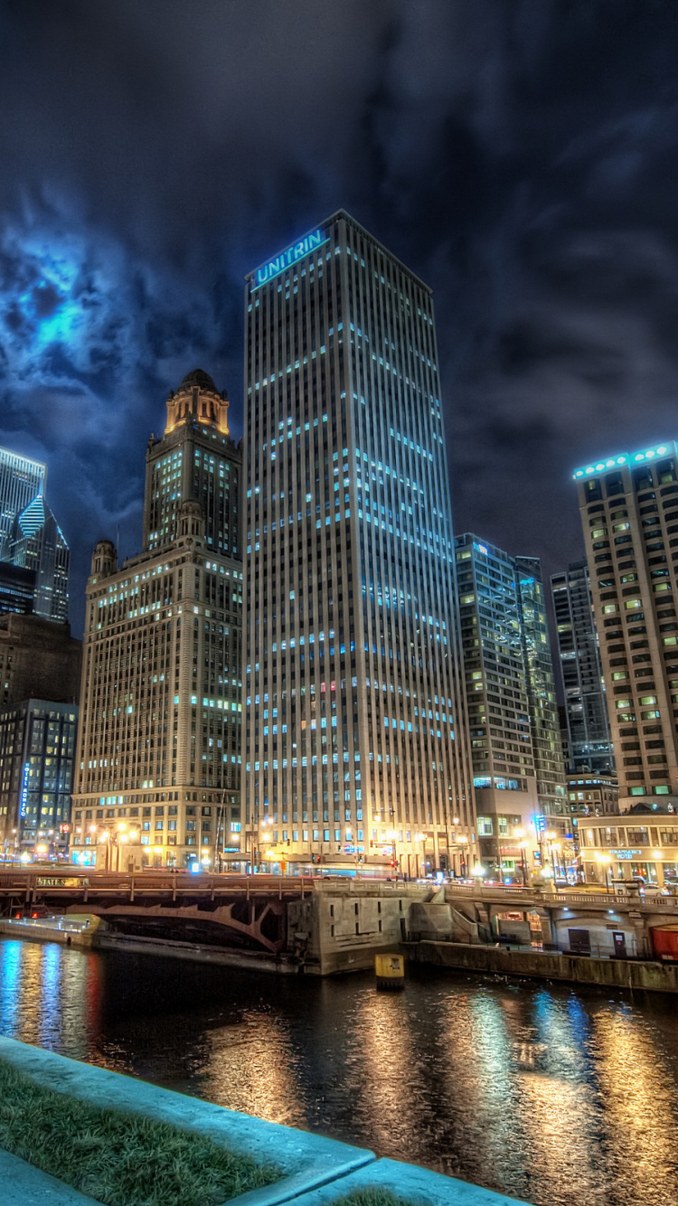 Skyline Der Stadt Bei Nacht Night. Wallpaper in 750x1334 Resolution