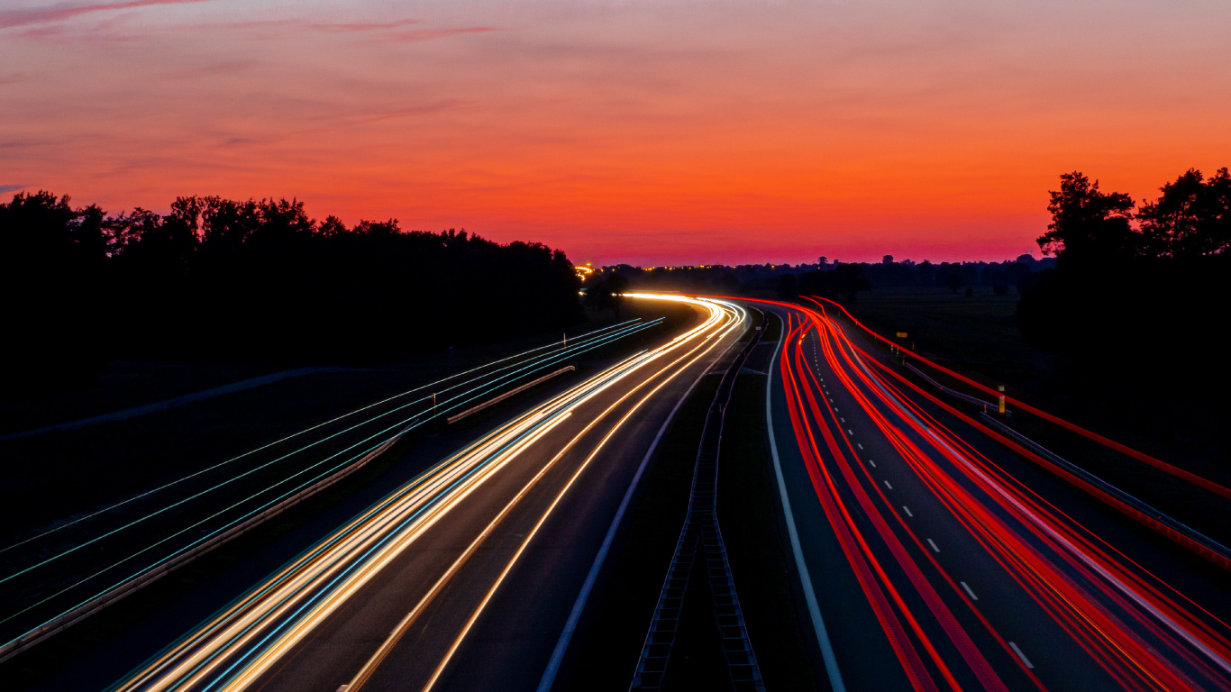 Carretera, Autopista, Rojo, Luz, Noche. Wallpaper in 1366x768 Resolution