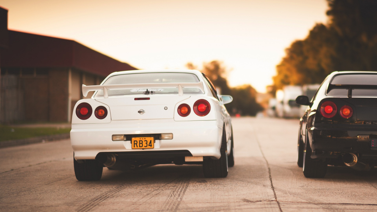 Weißer Bmw m 3 Tagsüber Unterwegs. Wallpaper in 1280x720 Resolution