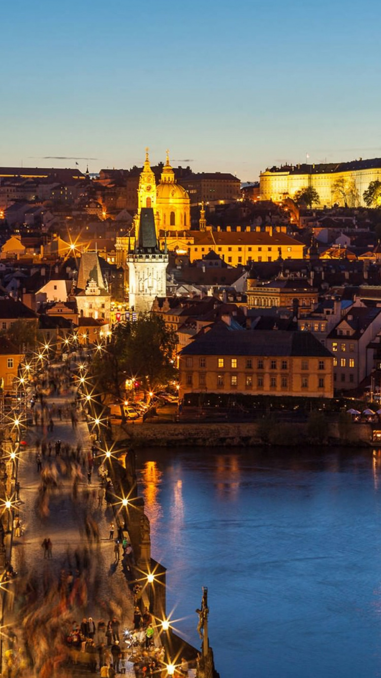 Skyline Der Stadt Bei Nacht Night. Wallpaper in 750x1334 Resolution