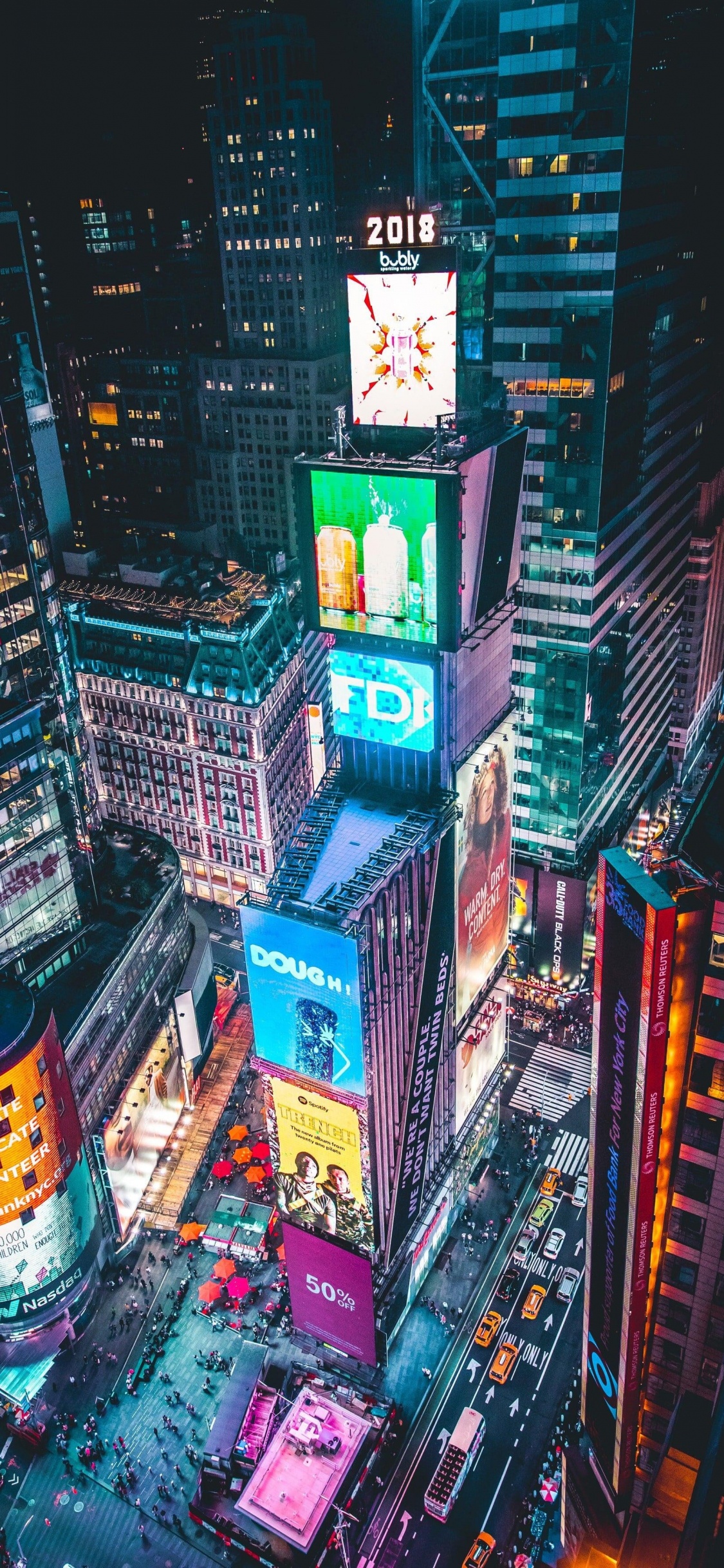 Times Square, Gratte-ciel, Bâtiment, Tour de Bloc, Électricité. Wallpaper in 1125x2436 Resolution