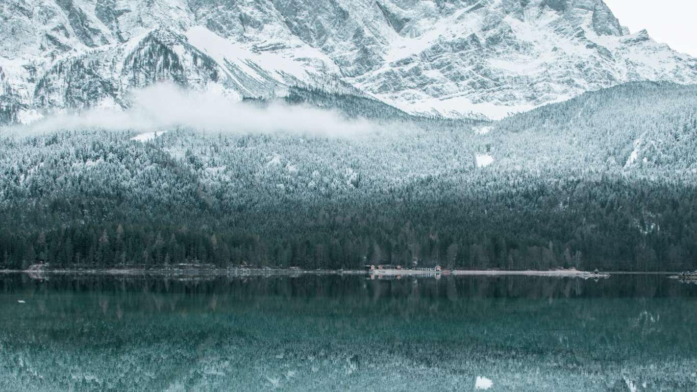 Eibsee, Bergigen Landschaftsformen, Gletscher-landform, Gletscher, Bergkette. Wallpaper in 1366x768 Resolution