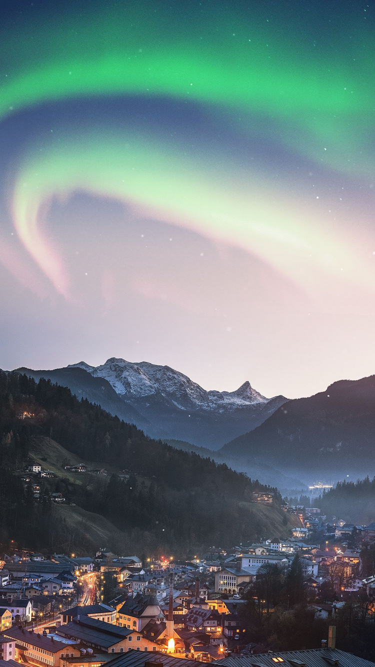 Nordlicht Dorftelefon, Licht, Atmosphäre, Cloud, Ökoregion. Wallpaper in 750x1334 Resolution