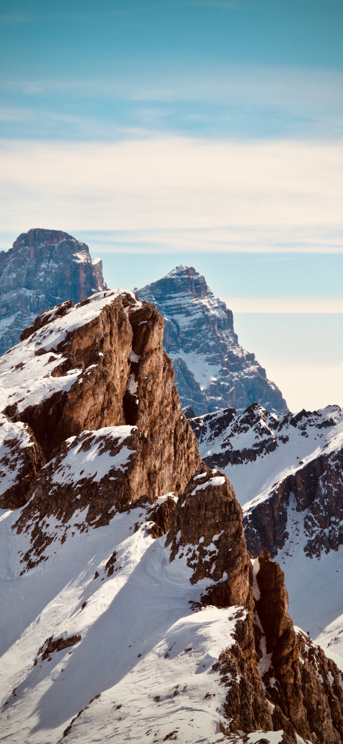 Bergkette, Bergigen Landschaftsformen, Grat, Alpen, Gipfel. Wallpaper in 1125x2436 Resolution