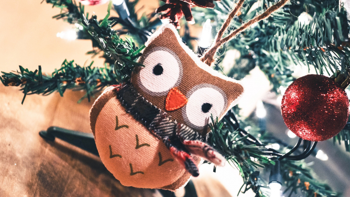 Weihnachten, Christmas Ornament, Neujahr, Weihnachtsdekoration, Weihnachtsbaum. Wallpaper in 1366x768 Resolution