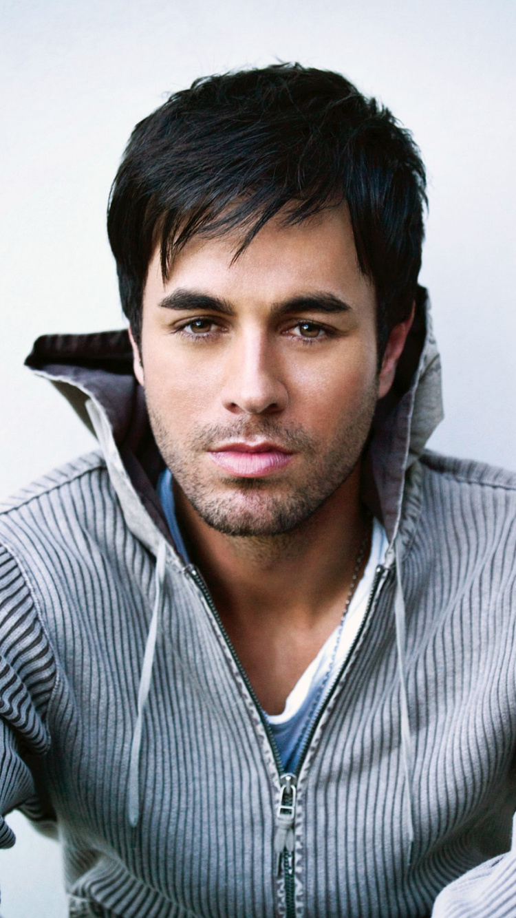 Enrique Iglesias, Chin, Cool, Facial Hair, All The Hits Live. Wallpaper in 750x1334 Resolution