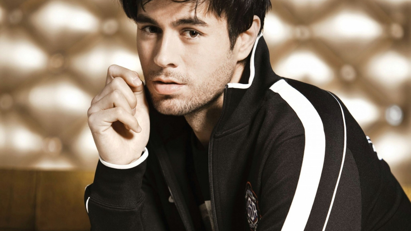 Enrique Iglesias, Forehead, Cheek, Cool, Ear. Wallpaper in 1366x768 Resolution
