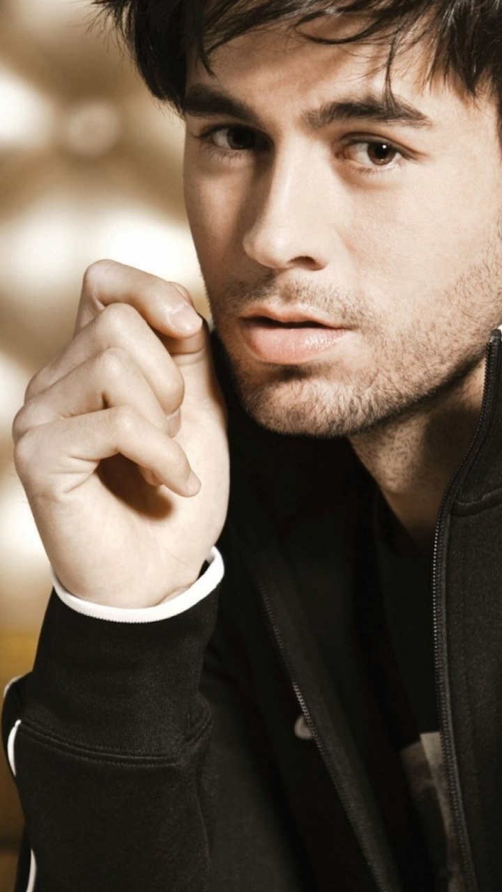 Enrique Iglesias, Front, Joue, Fraîcheur, Oreille. Wallpaper in 720x1280 Resolution