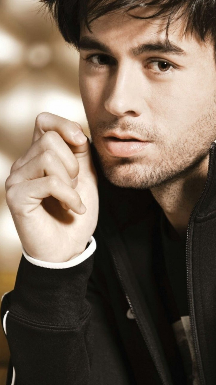 Enrique Iglesias, Stirn, Wange, Cool, Ohr. Wallpaper in 750x1334 Resolution