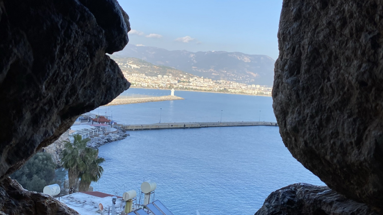 Sea, Natural Arch, Sea Cave, Water, Plant. Wallpaper in 1280x720 Resolution