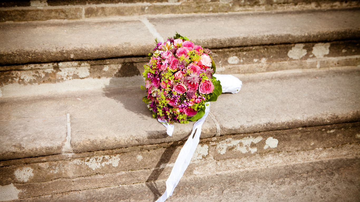 Flower Bouquet, Flower, Floral Design, Rose, Wedding. Wallpaper in 1366x768 Resolution