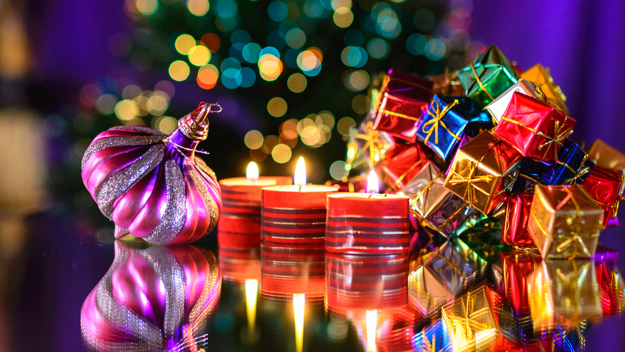 Neujahr, Weihnachten, Weihnachtsdekoration, Veranstaltung, Weihnachtsbeleuchtung. Wallpaper in 2560x1440 Resolution