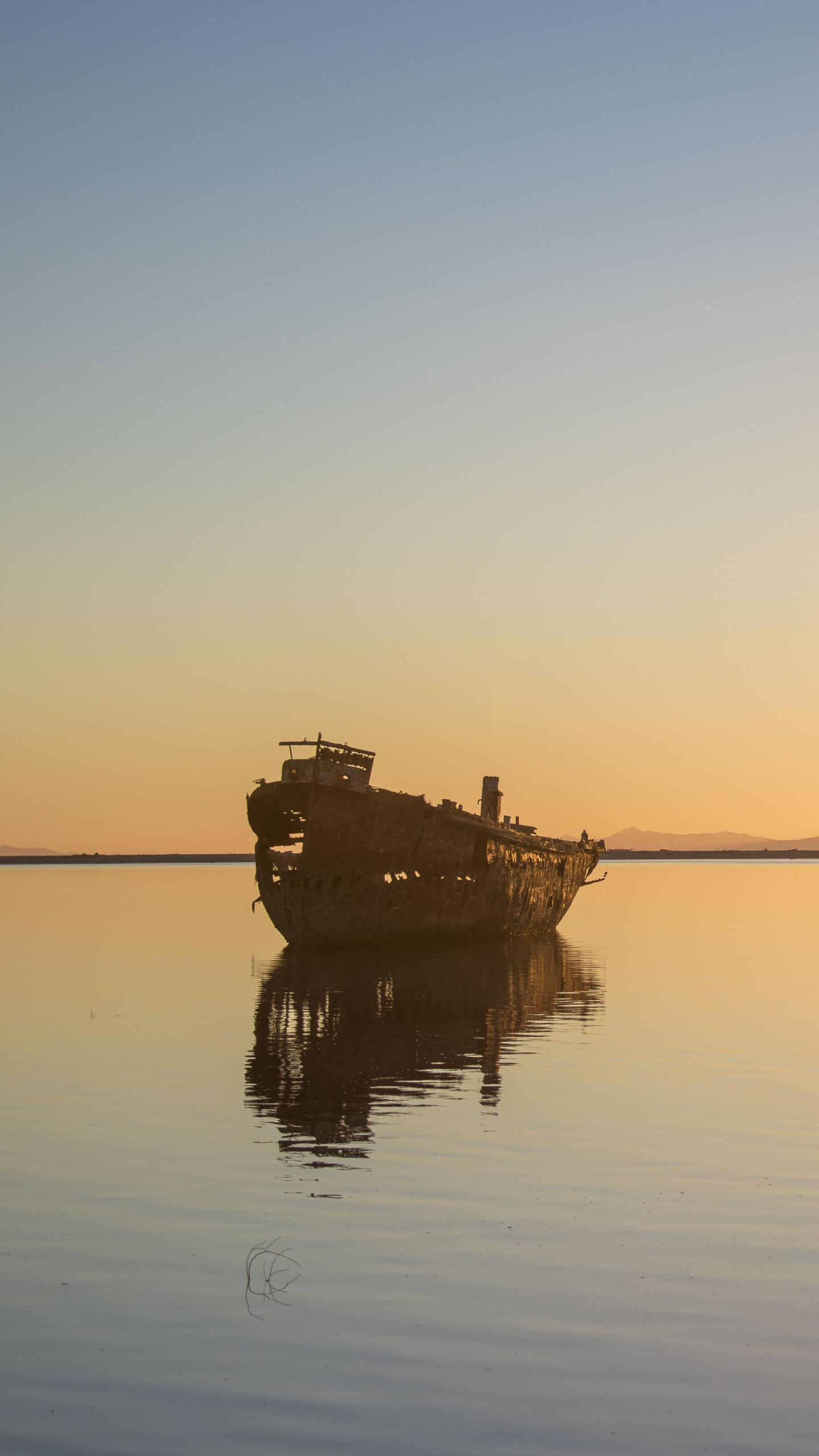 Horizon, Sunset, Reflection, Morning, Calm. Wallpaper in 1440x2560 Resolution