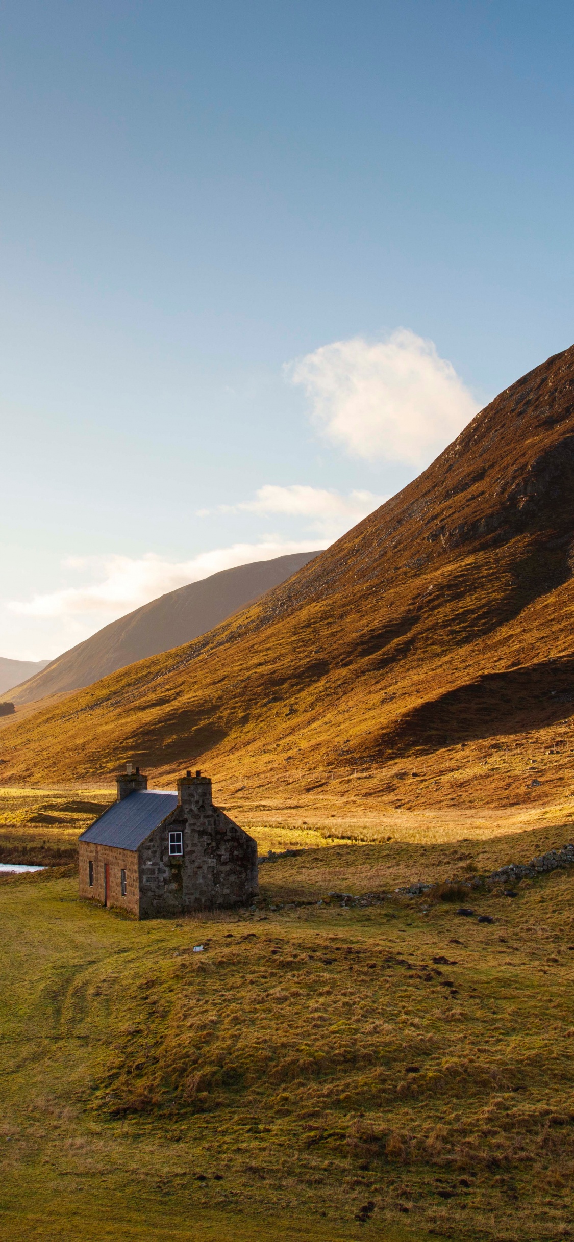 Hochland, West Highland Way, Scottish Highlands, Cloud, Naturlandschaft. Wallpaper in 1125x2436 Resolution