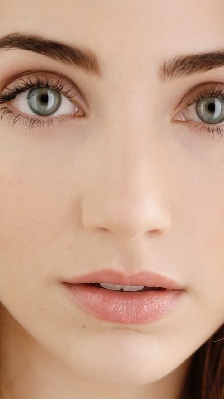 Emily Rudd, Miedo Calle 2, Modelo, Actor, Entrecejo. Wallpaper in 720x1280 Resolution