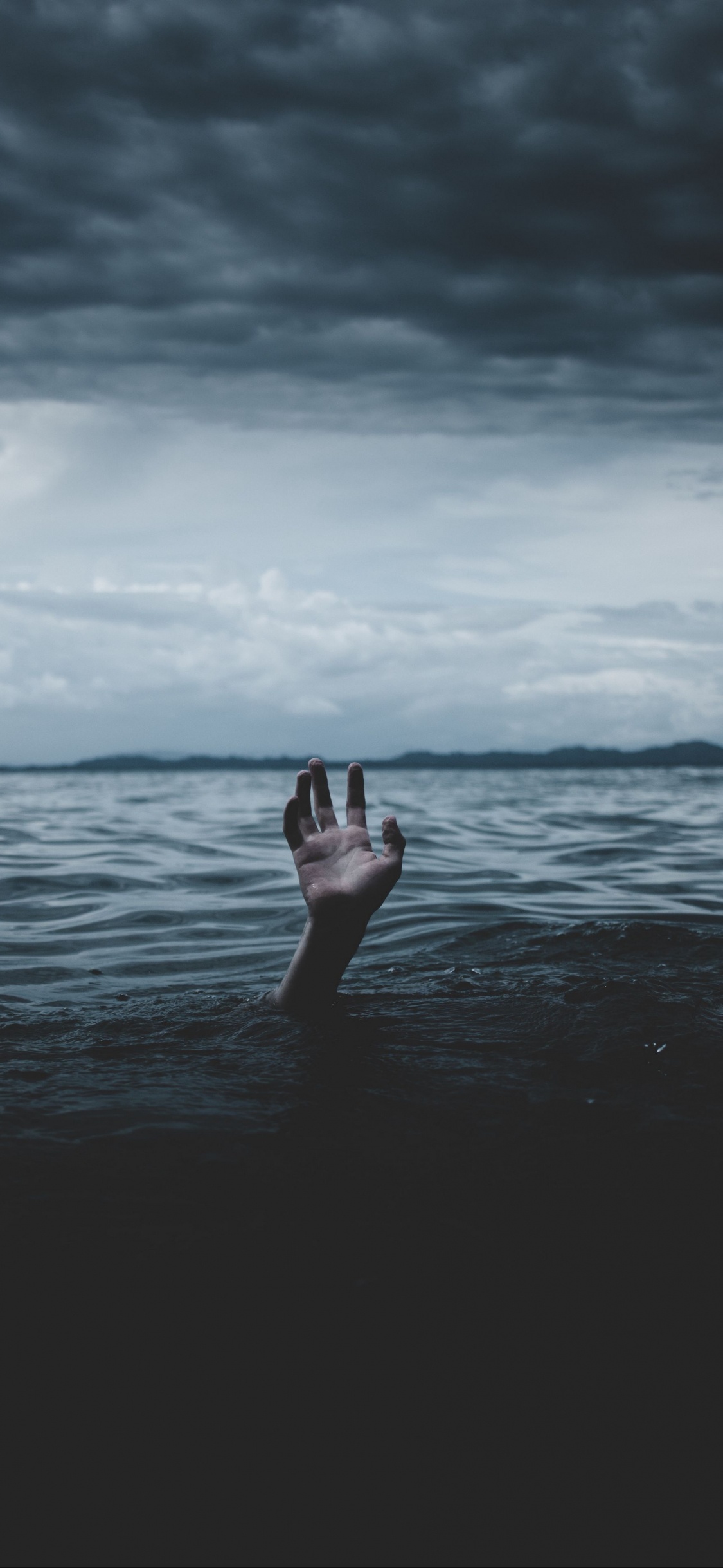 Dark Grunge Ocean Aesthetic, Ocean, Aesthetics, Sea, Nature. Wallpaper in 1125x2436 Resolution