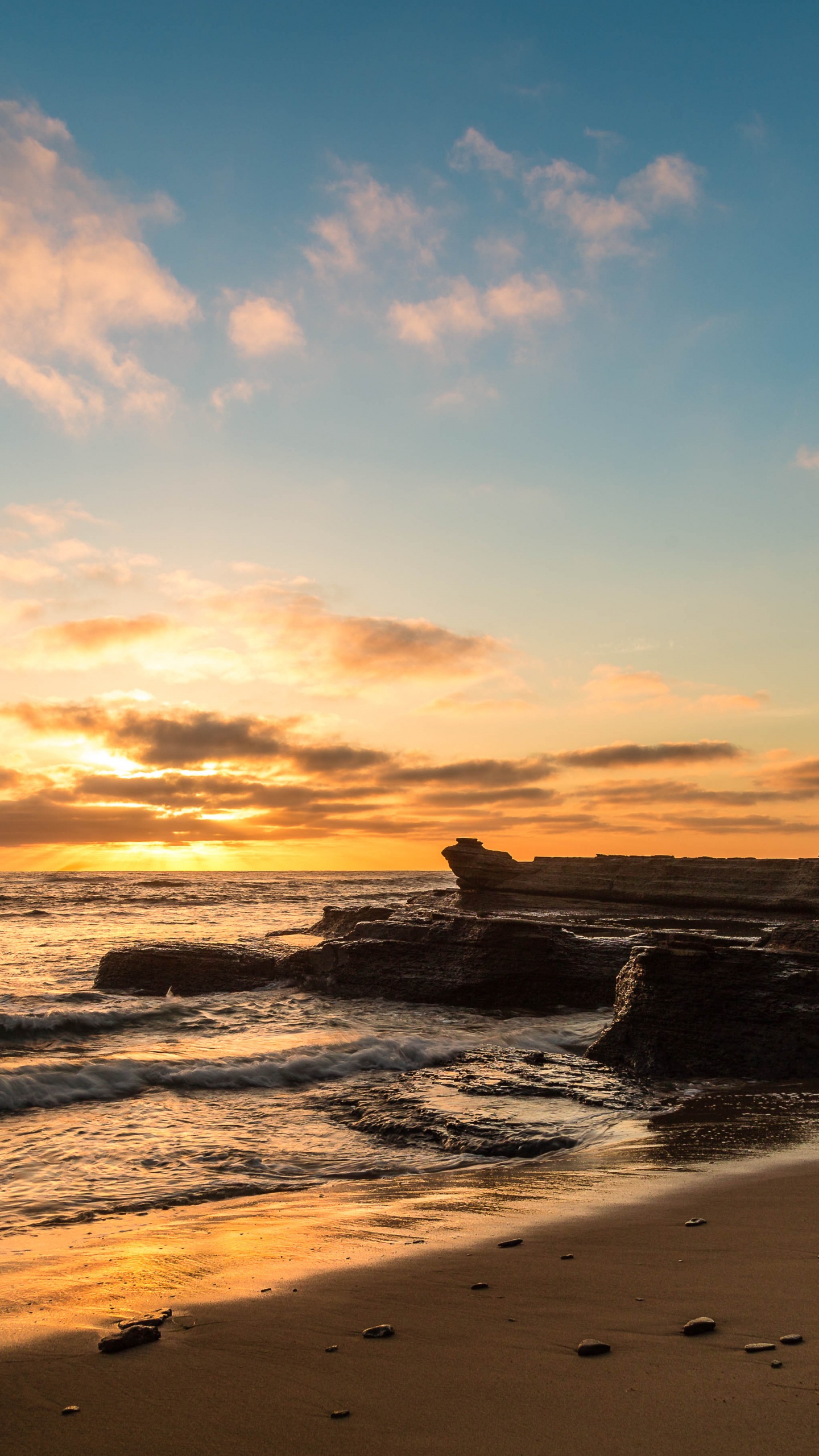 Meer, Cloud, Wasser, Atmosphäre, Naturlandschaft. Wallpaper in 1440x2560 Resolution