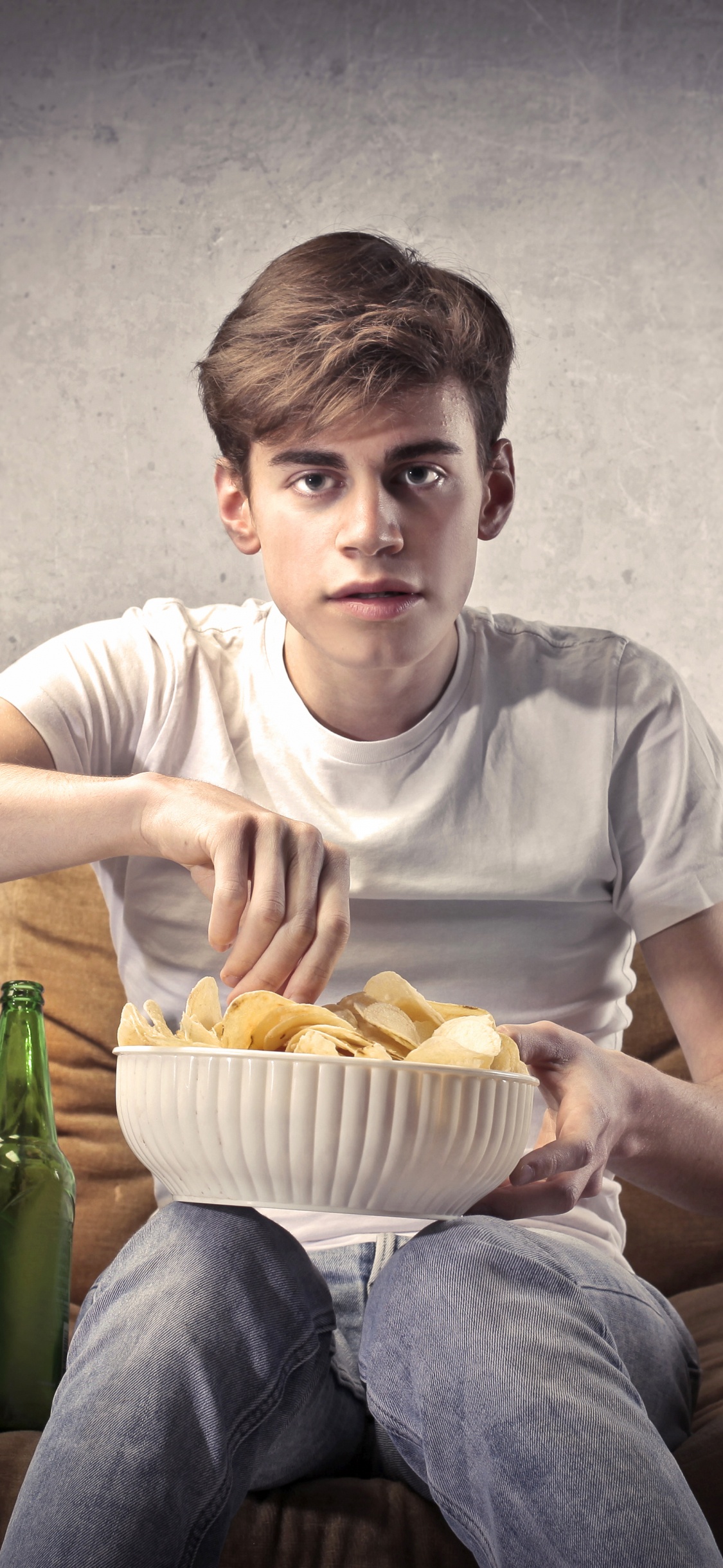 Sitting, Eating, Food, Disease, Beer. Wallpaper in 1125x2436 Resolution