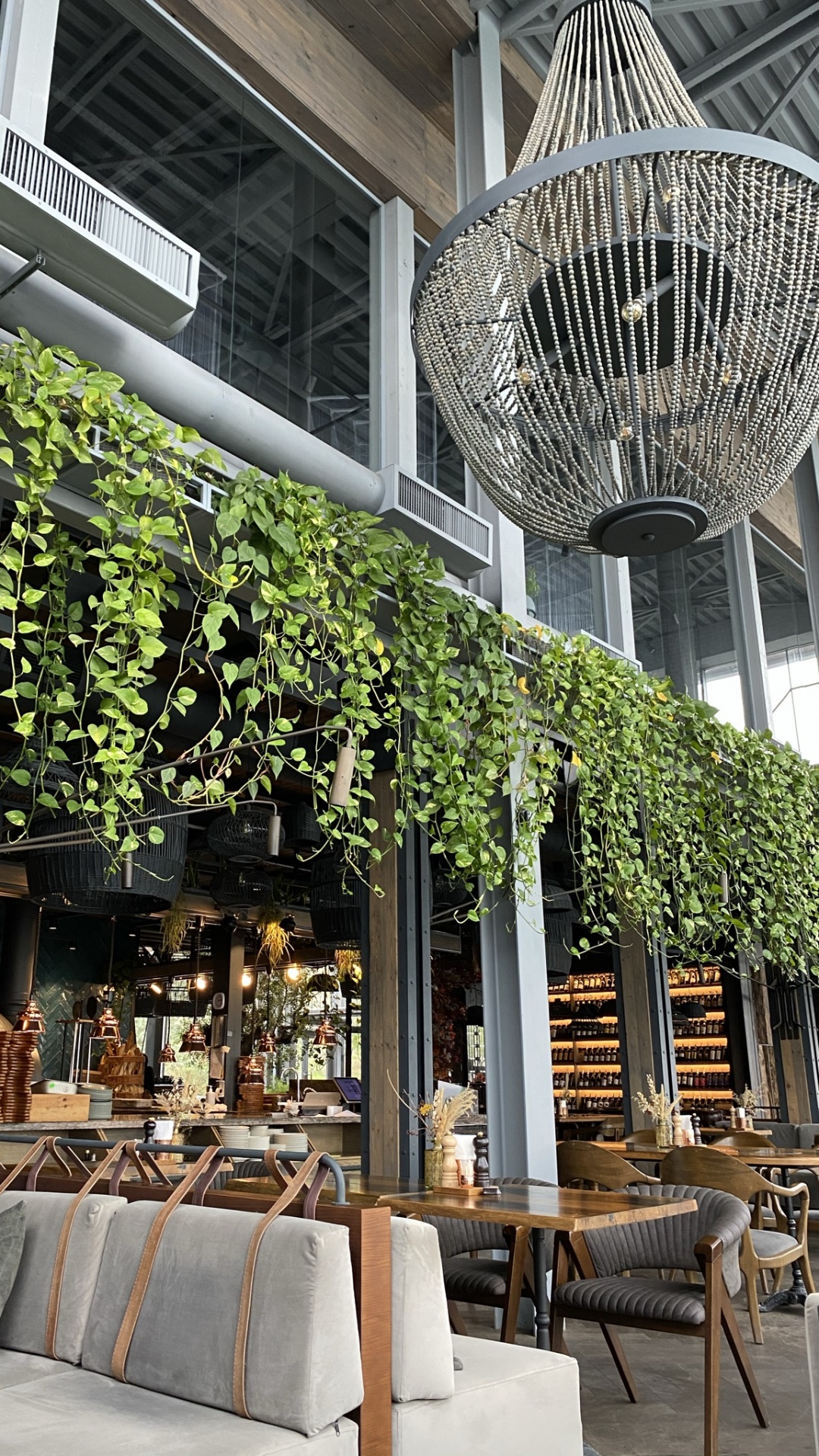 Diseño de Interiores, Techo, Luminaria, Viga, Accesorio de Techo. Wallpaper in 1080x1920 Resolution