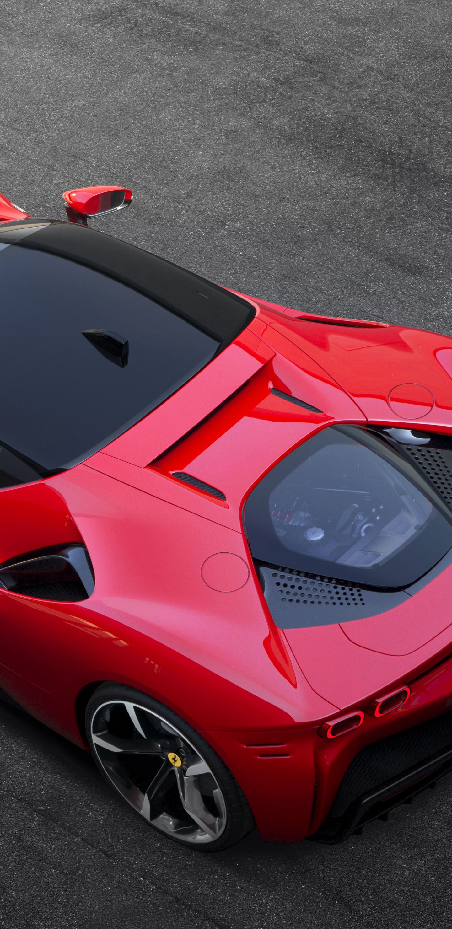 Ferrari Rouge 458 Italia Sur Route. Wallpaper in 1440x2960 Resolution