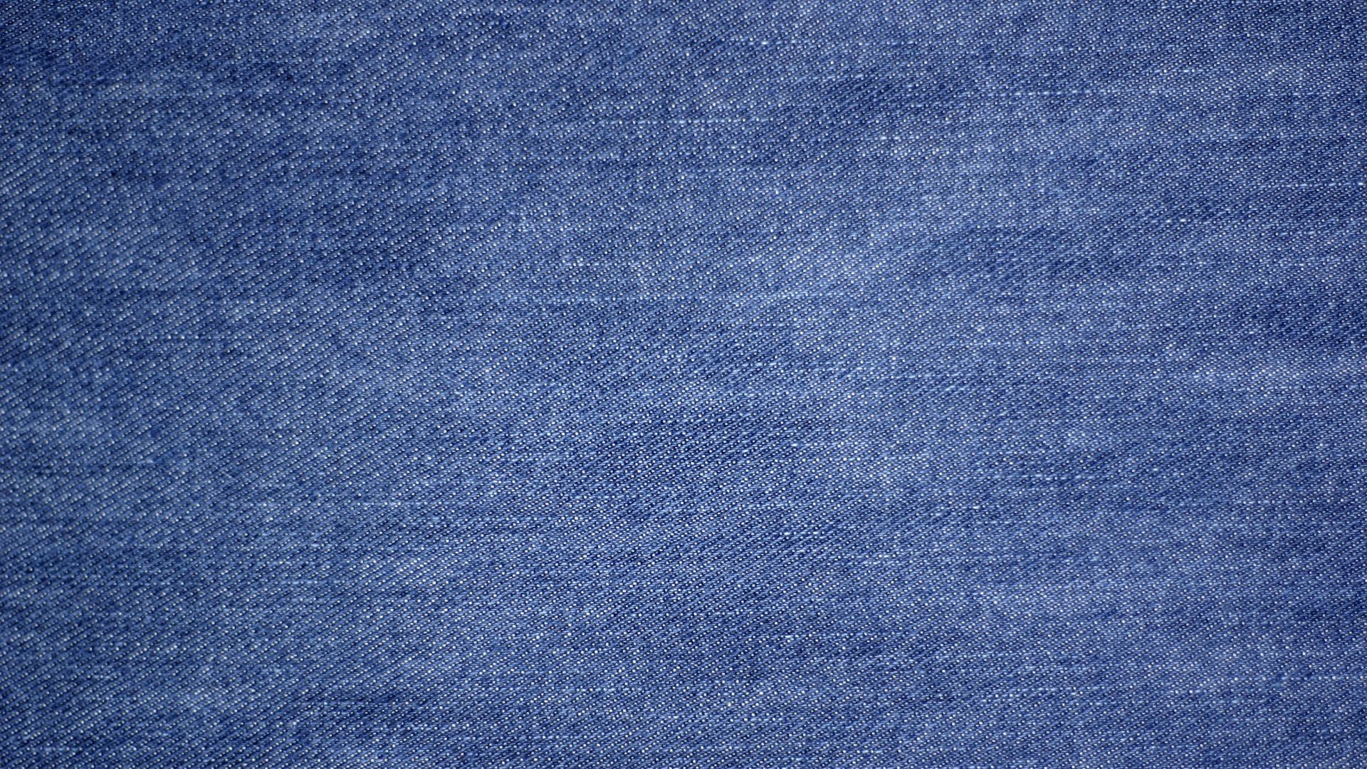 Textil Azul Sobre Mesa de Madera Marrón. Wallpaper in 1920x1080 Resolution