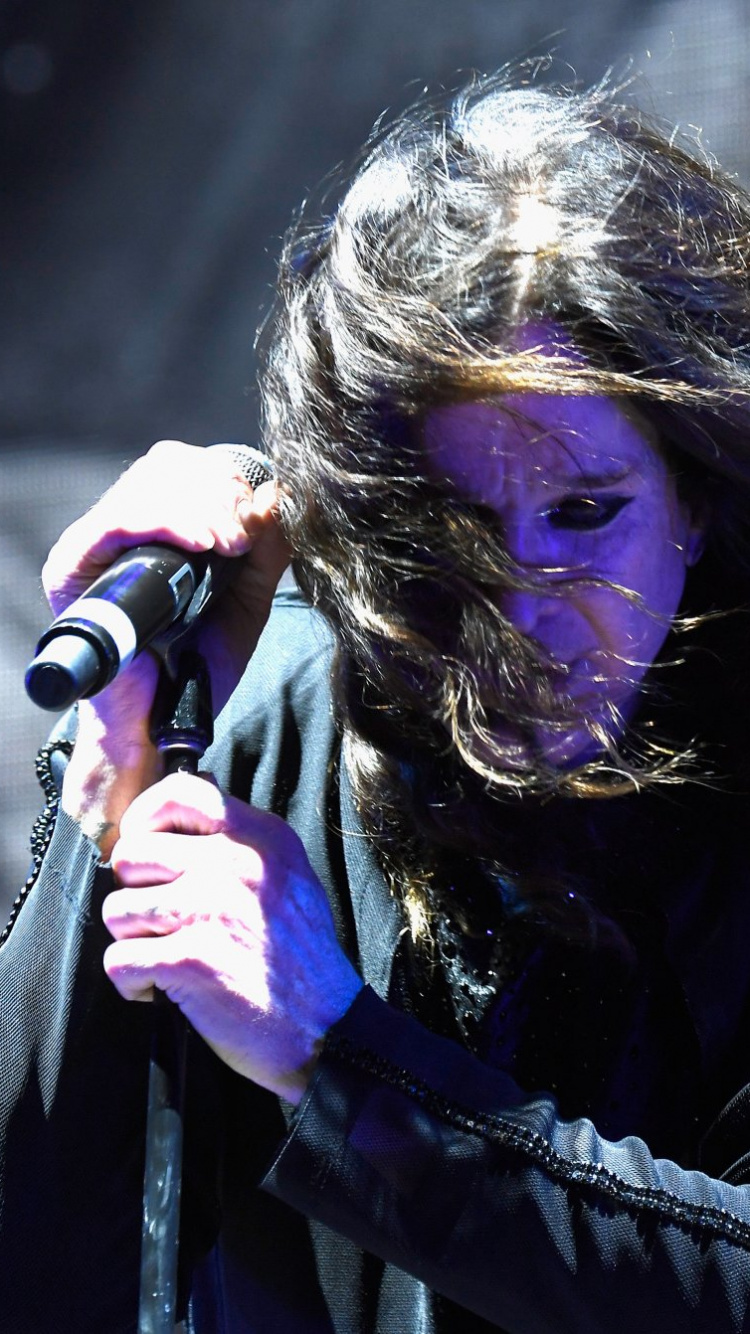 Pas Plus de Tours II, Black Sabbath, Performance, Purple, la Musique de L'artiste. Wallpaper in 750x1334 Resolution