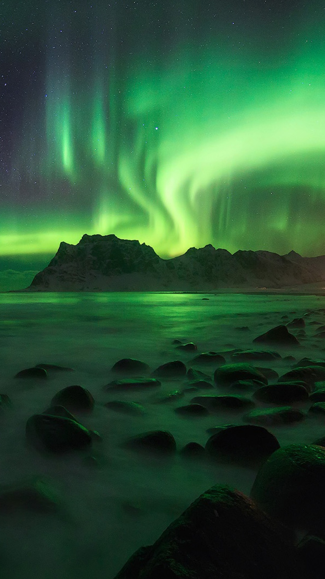 Grüne Und Schwarze Wasserwellen. Wallpaper in 1080x1920 Resolution