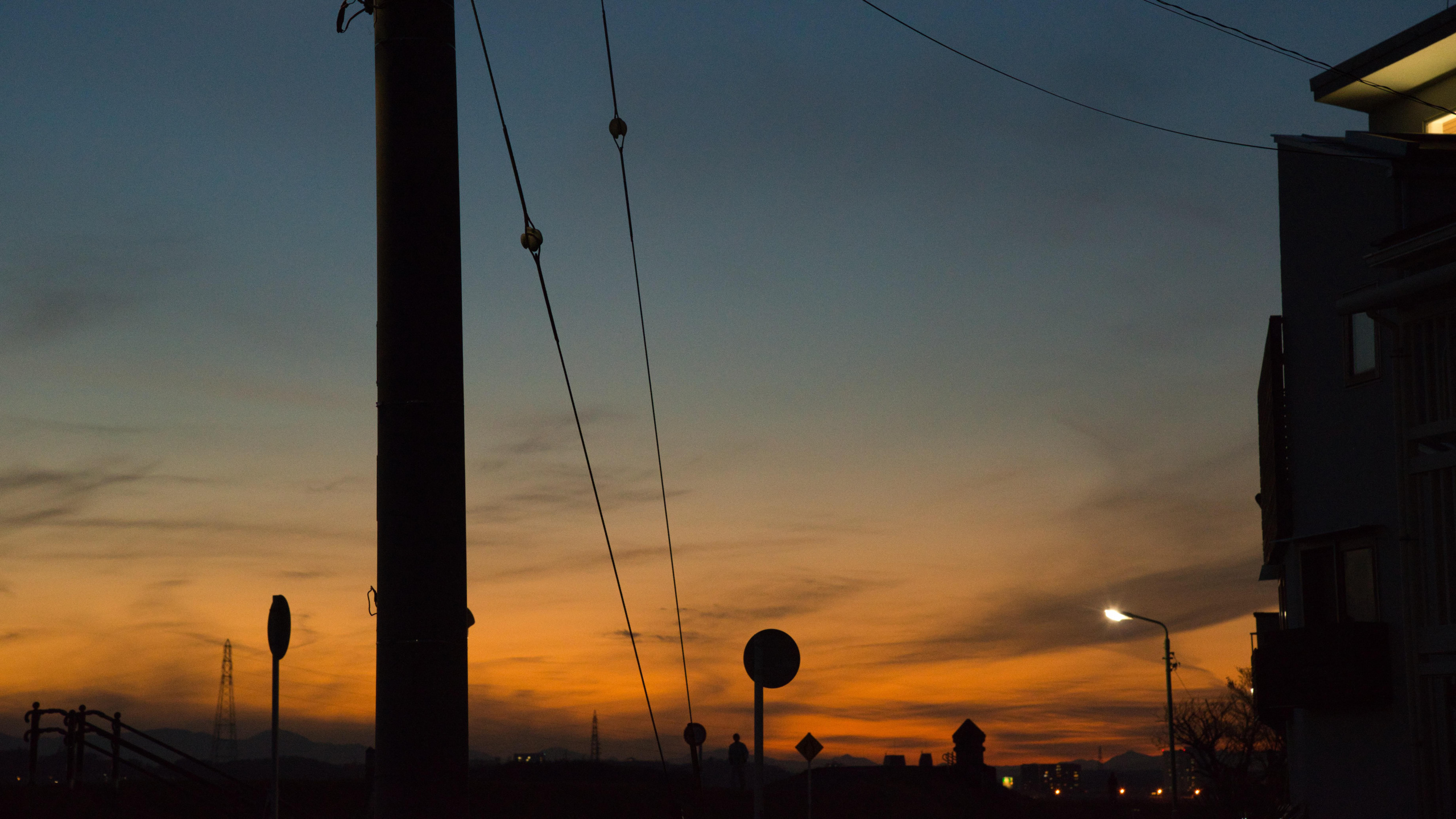 Ambiente, Infraestructura, Afterglow, Electricidad, Atardecer. Wallpaper in 2560x1440 Resolution