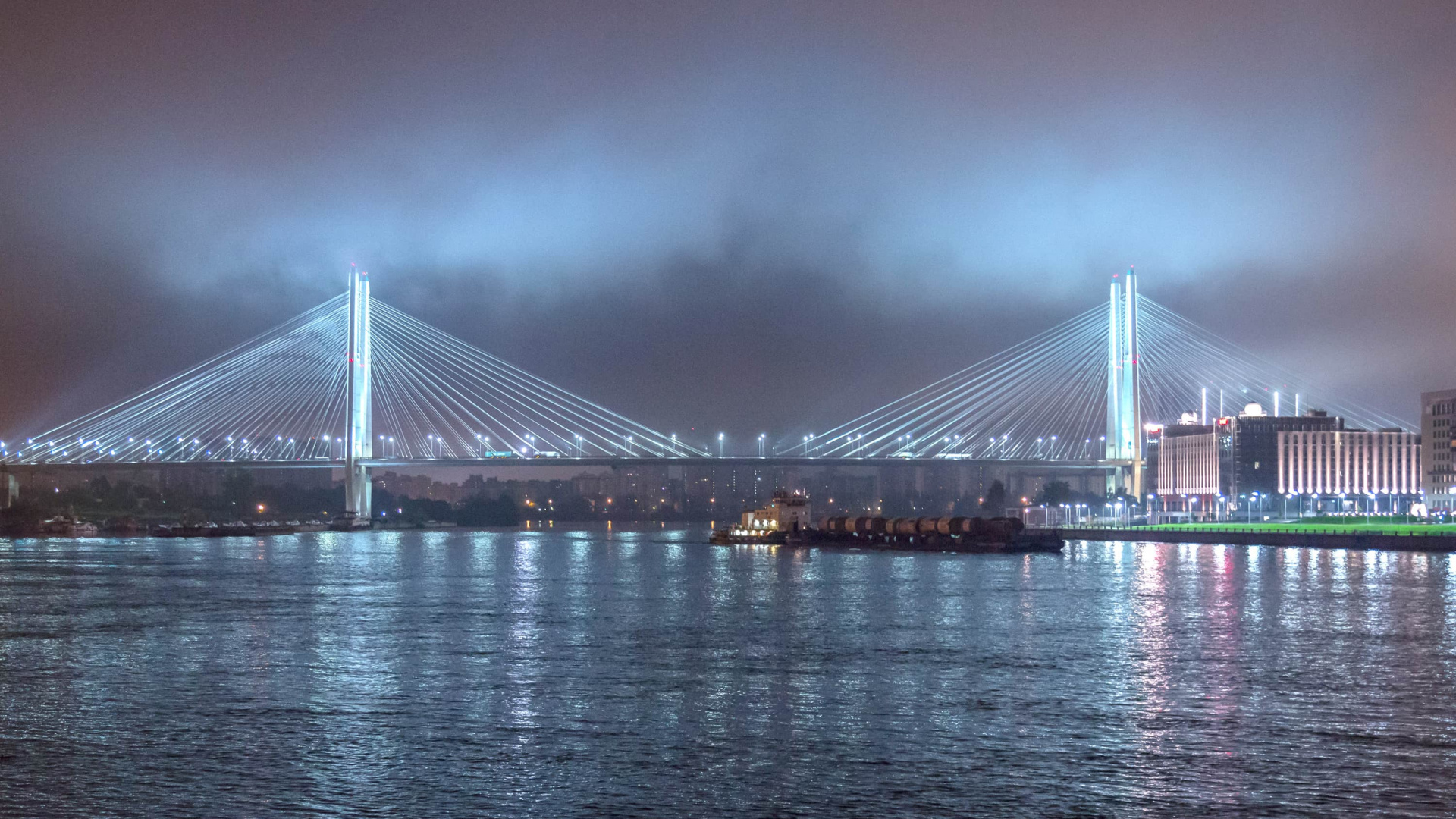 Brücke Über Gewässer Während Der Nacht. Wallpaper in 1920x1080 Resolution