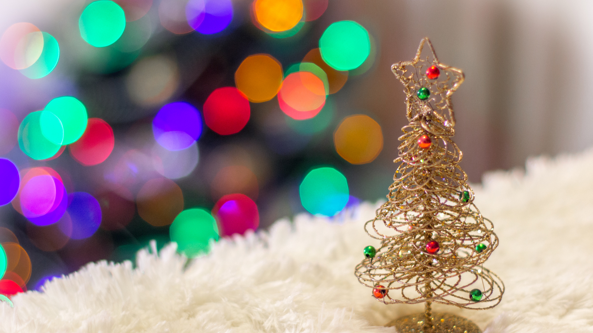 New Year, Christmas Day, Christmas Tree, Christmas Ornament, Christmas Decoration. Wallpaper in 1920x1080 Resolution