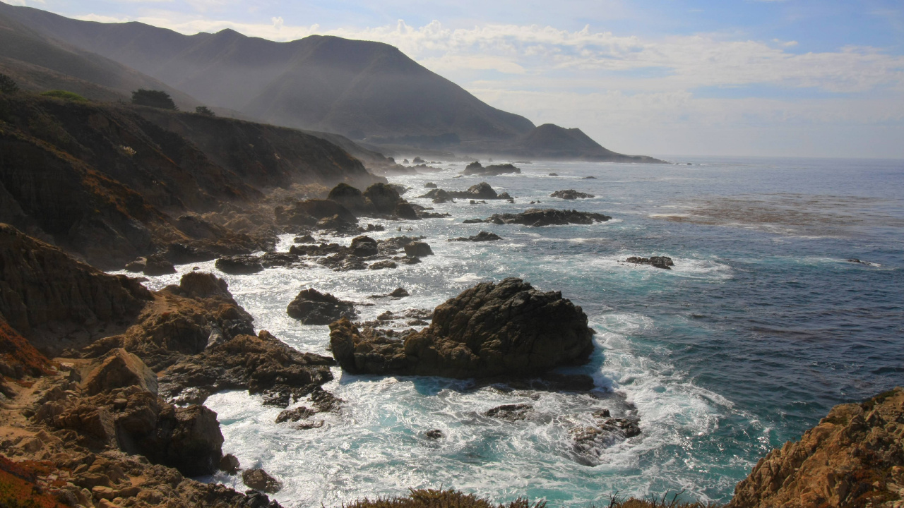 Black Rock Formation on Sea During Daytime. Wallpaper in 1280x720 Resolution