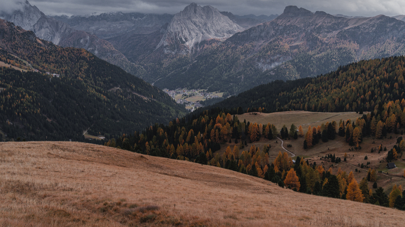 Bergkette, Tal, Himmel, Hochland, Gebirgspass. Wallpaper in 1366x768 Resolution