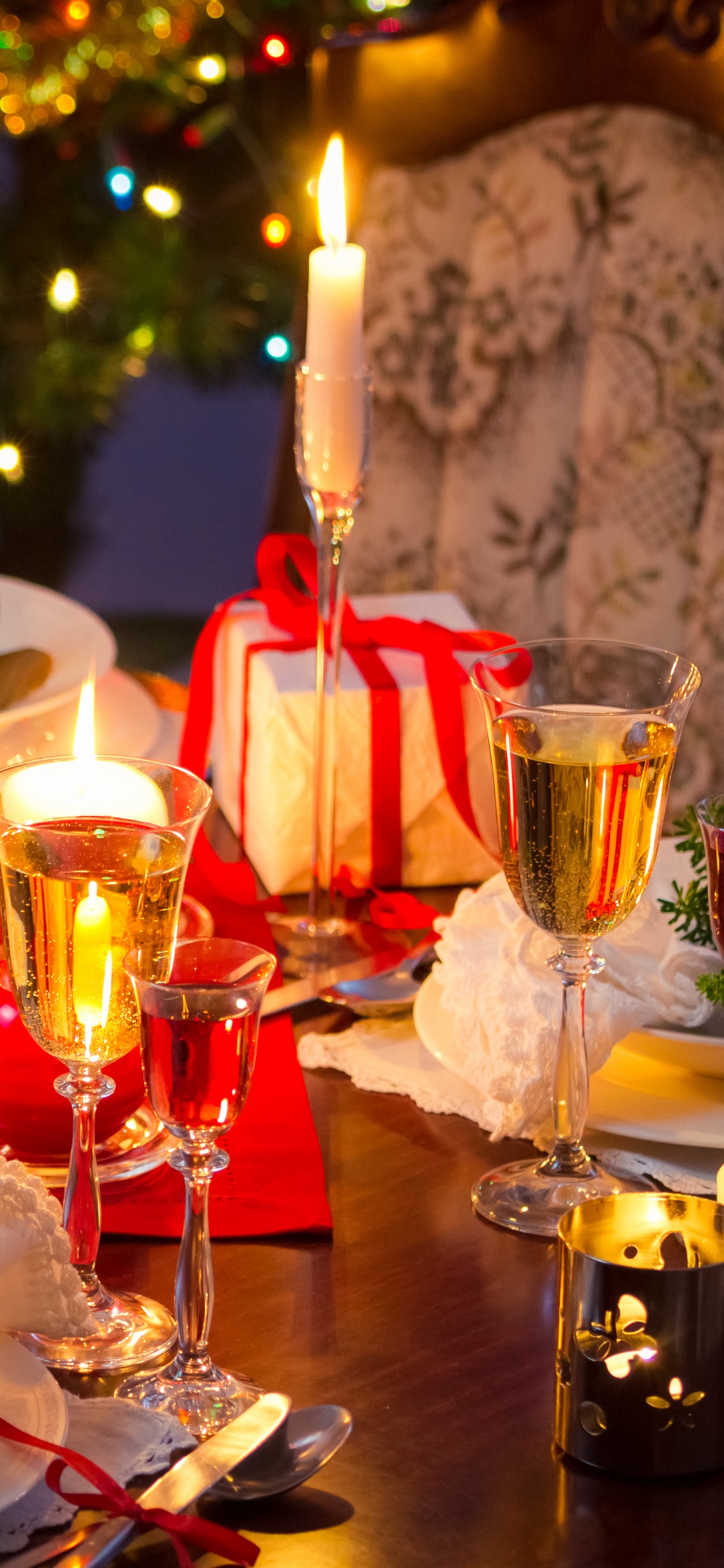 Weihnachten, Christmas Dinner, Heiligabend, Mahlzeit, Tradition. Wallpaper in 1125x2436 Resolution