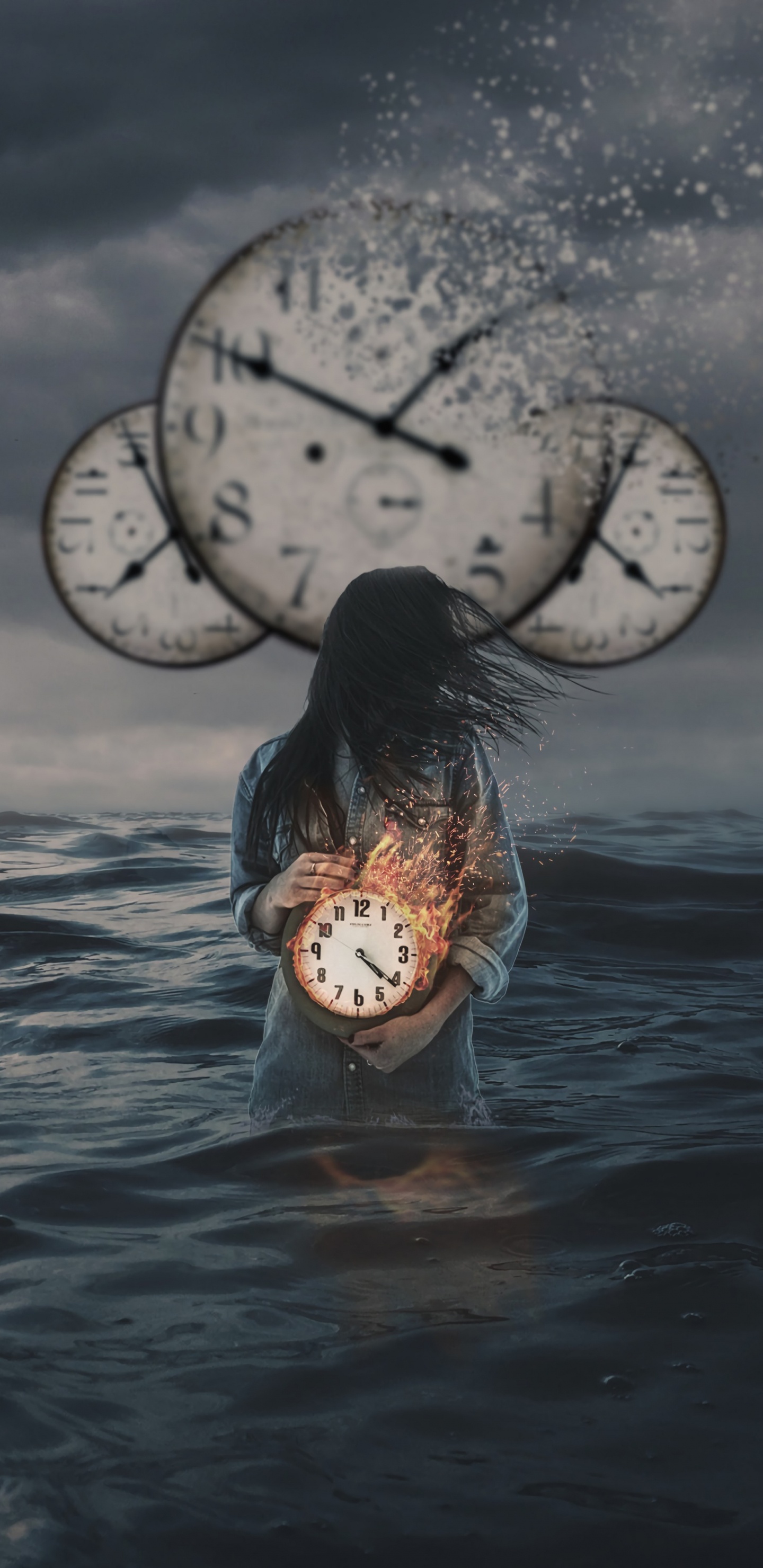 Mädchen im Weißen Und Braunen Kleid Auf Dem Wasser Mit Weißer Runder Uhr. Wallpaper in 1440x2960 Resolution