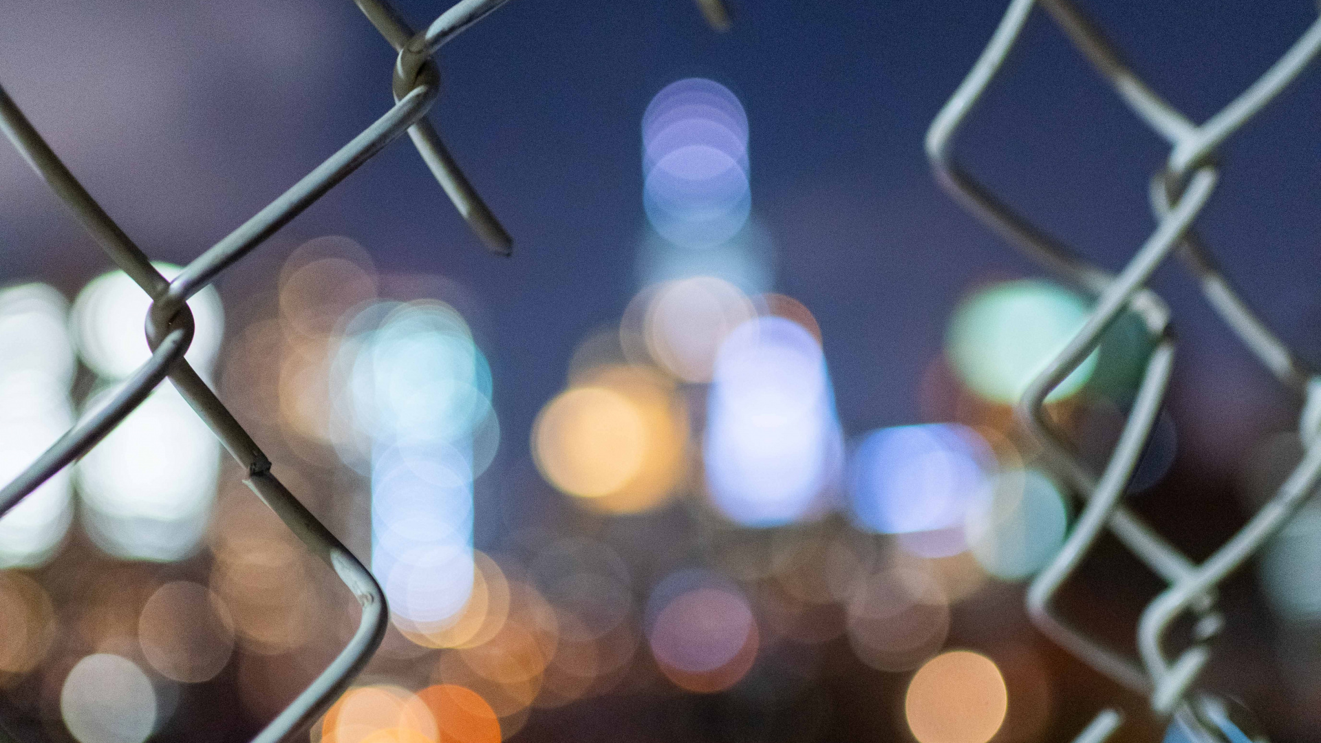 Bokeh-Fotografie Von Grauem Metallzaun. Wallpaper in 1920x1080 Resolution