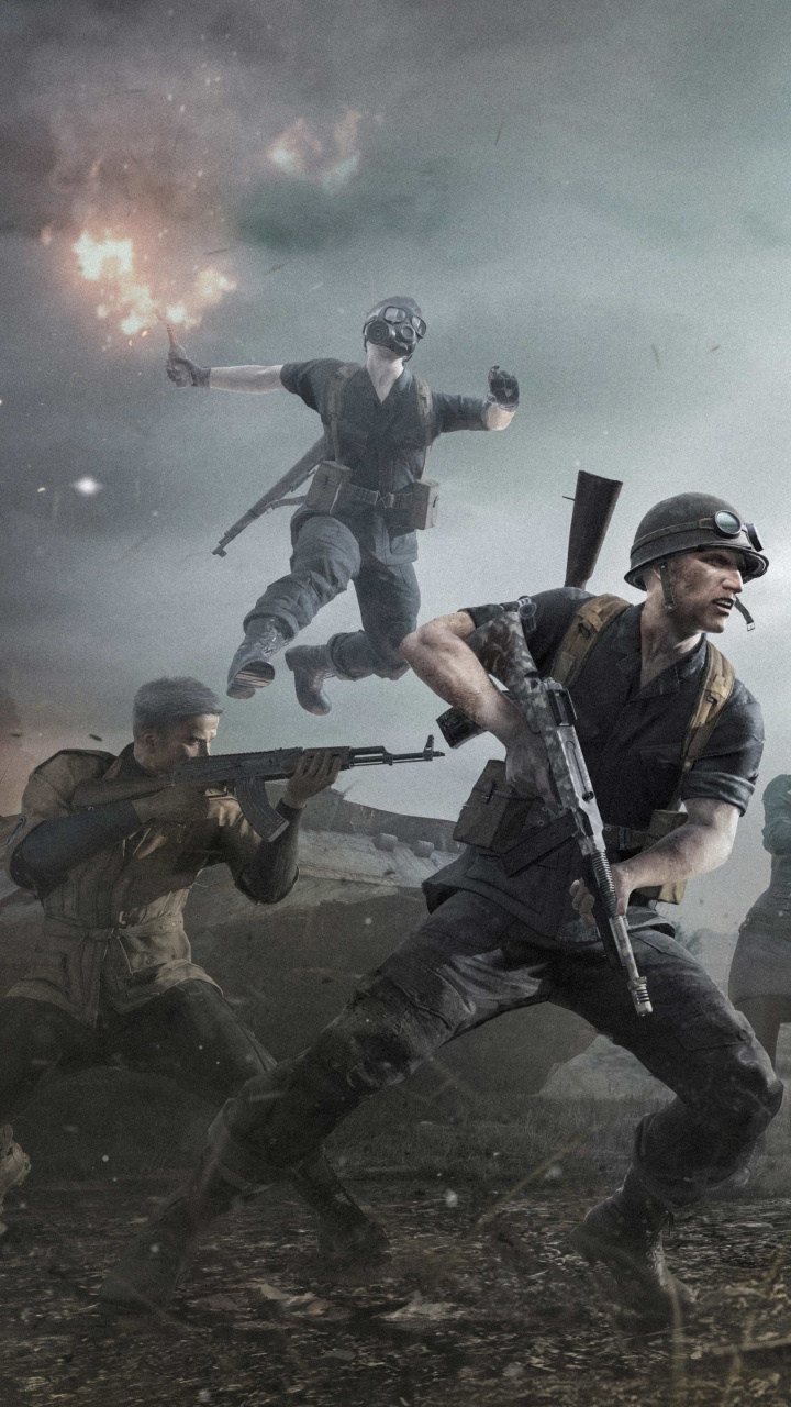 Helmet, Cloud, Gesture, Soldier, Army. Wallpaper in 720x1280 Resolution