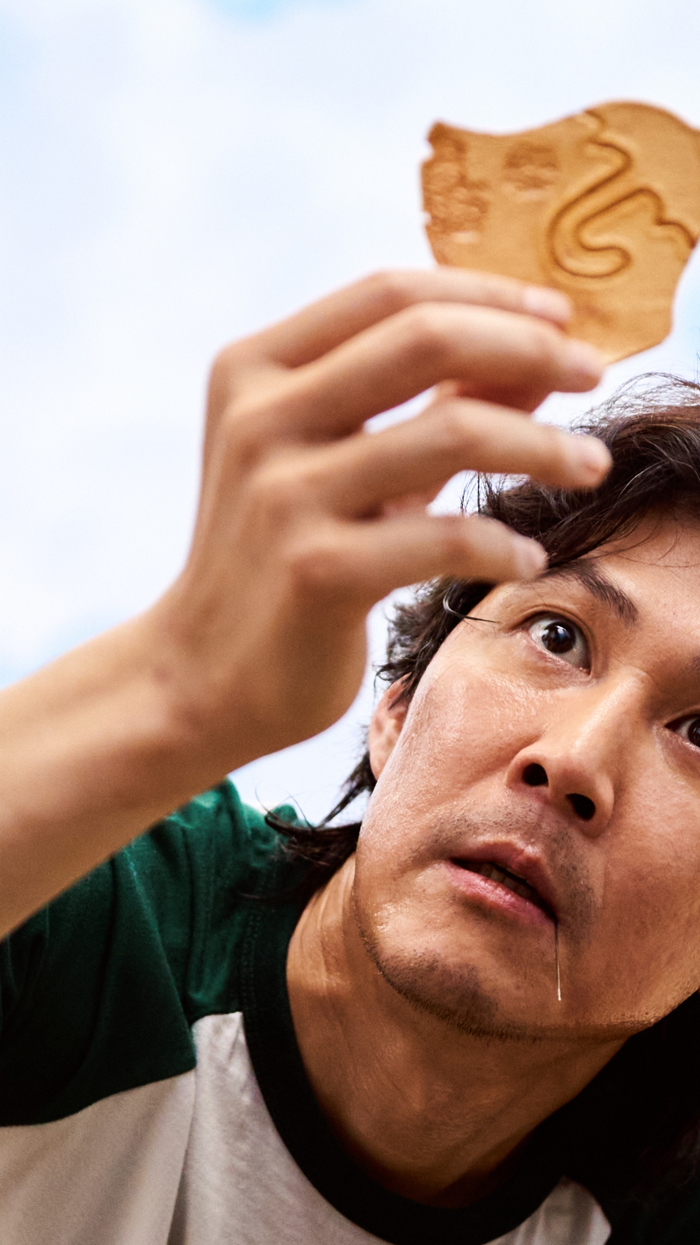 Tintenfisch-Spiel, Dalgona, Lee Jung-jae, Netflix, Unterhaltung. Wallpaper in 1440x2560 Resolution