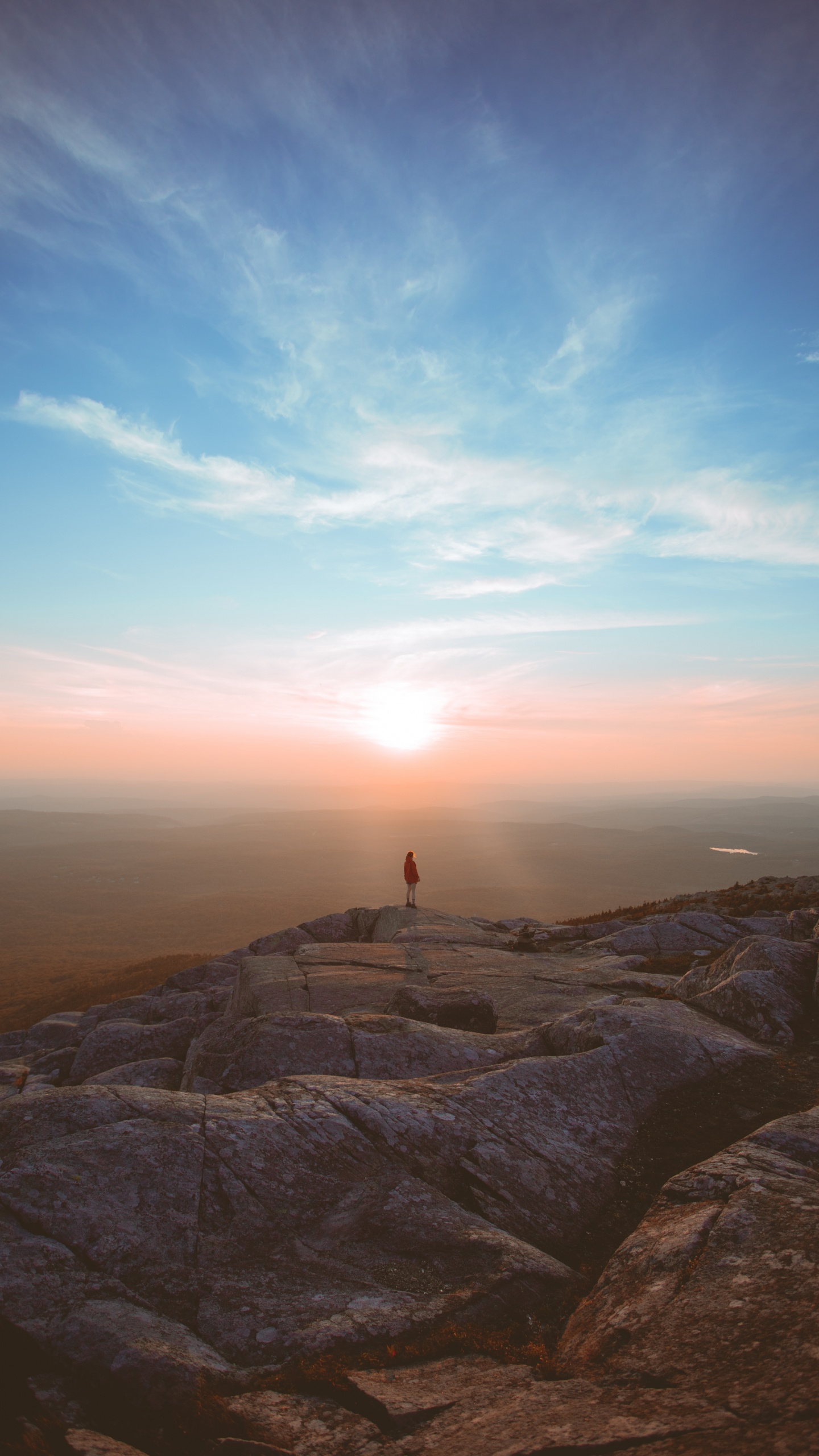 Horizon, Cloud, Atmosphere, Morning, Landscape. Wallpaper in 1440x2560 Resolution
