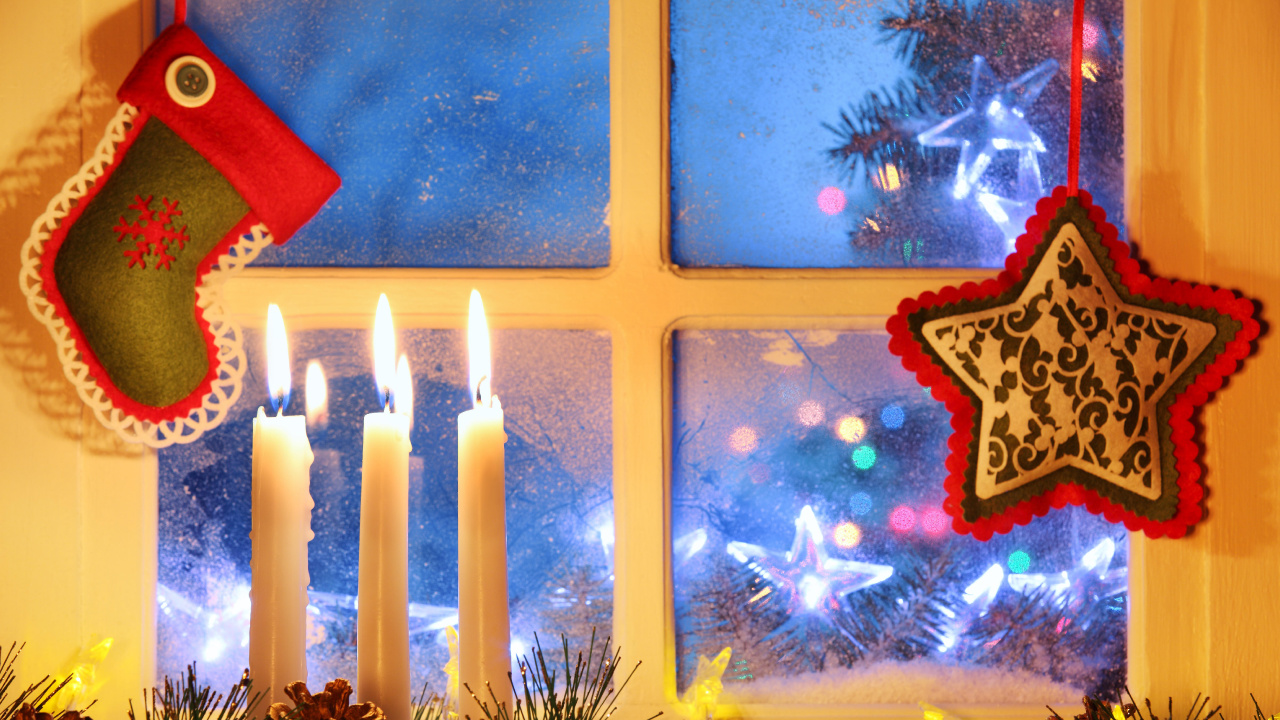 El Día De Navidad, Corona, Decoración de la Navidad, Guirnalda, Luces de Navidad. Wallpaper in 1280x720 Resolution