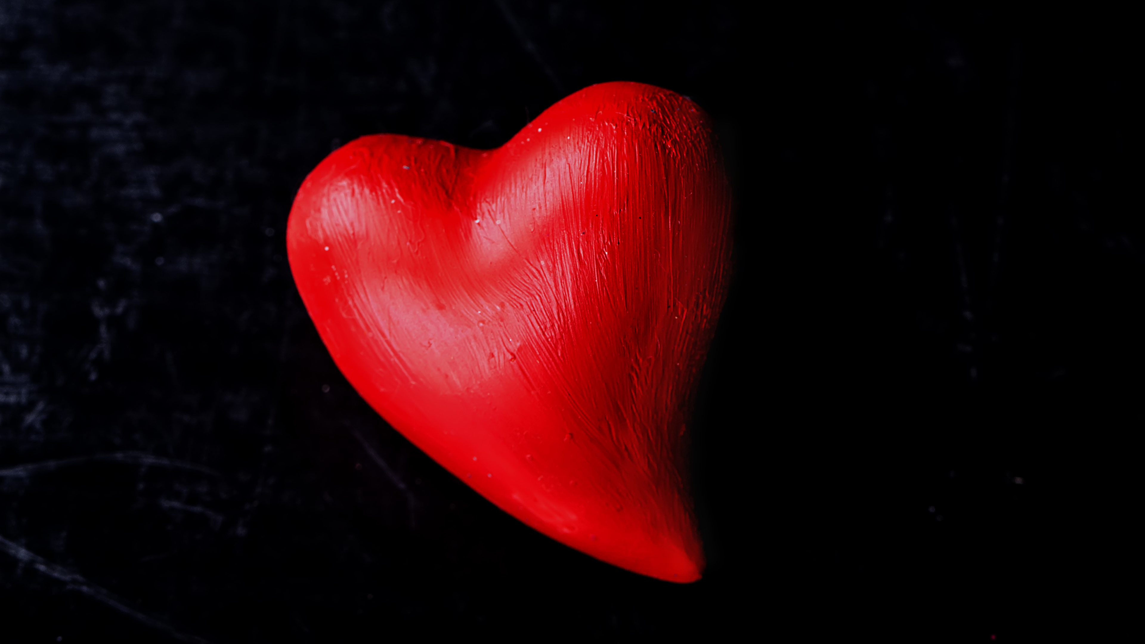 Valentines Day, Heart, Red, Love, Darkness. Wallpaper in 3840x2160 Resolution