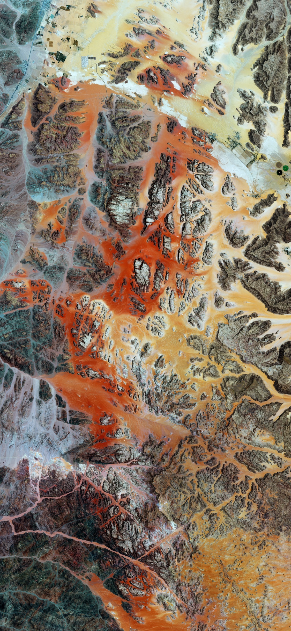 Peinture Abstraite Brune et Grise. Wallpaper in 1125x2436 Resolution